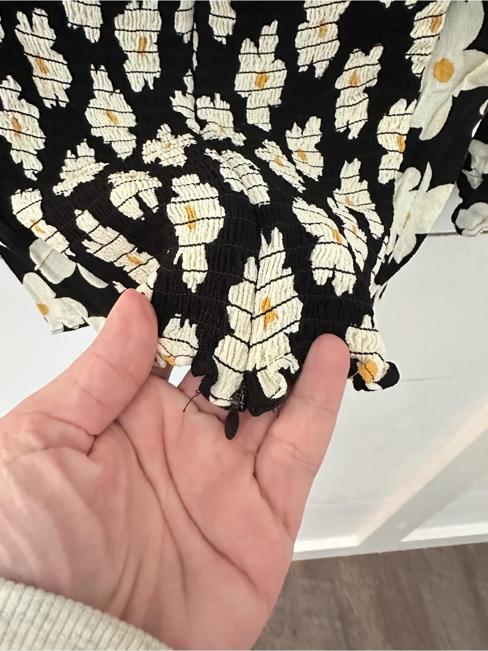 Reformation 2 Georgia daisy chain print square neck halter back crop top boho